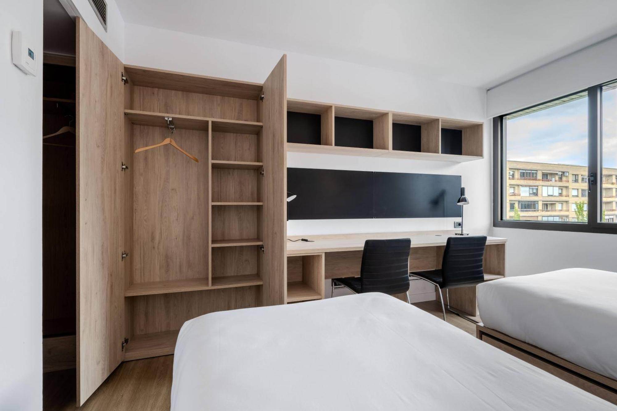 Micampus Pamplona Student Residence エクステリア 写真
