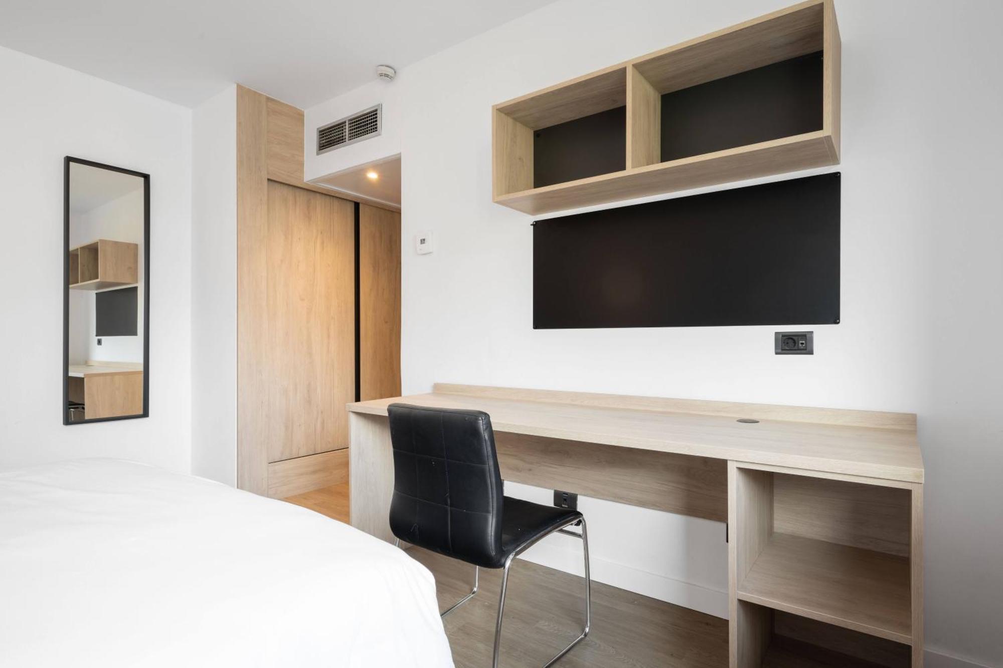 Micampus Pamplona Student Residence エクステリア 写真
